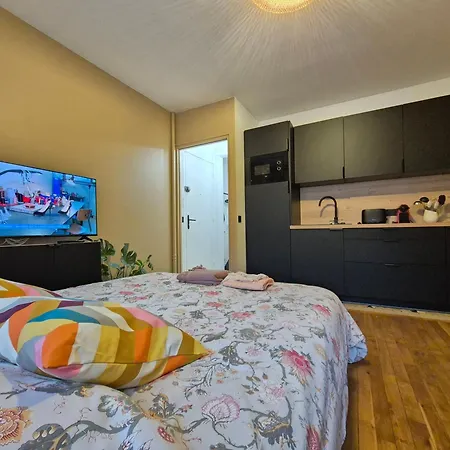 Camaieu Hypercentre Parking Prive