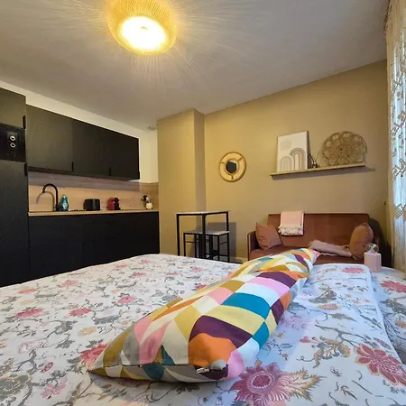 Camaieu Hypercentre Parking Prive